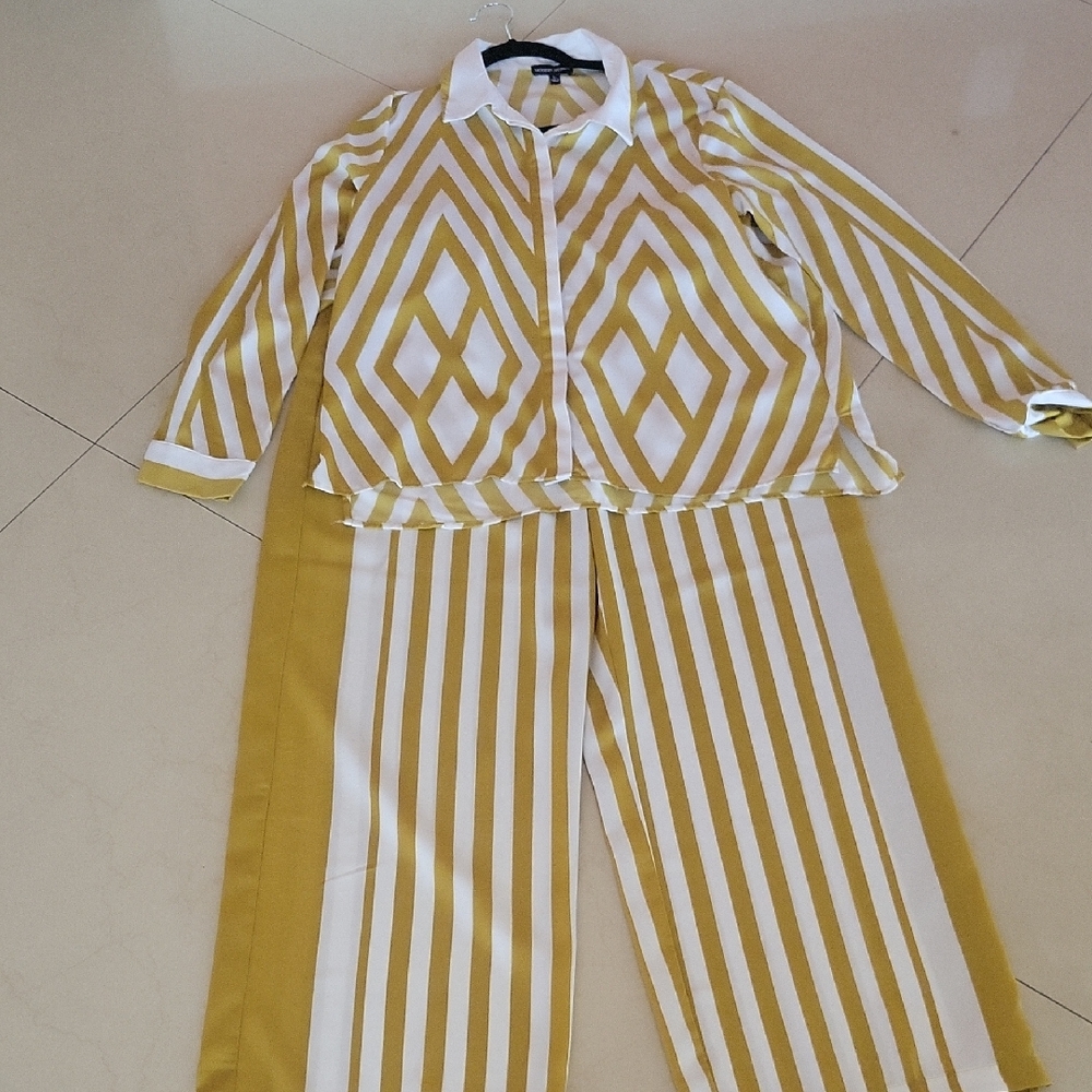 Geometric Patterned Yellow And White Jumpsuit - image 1